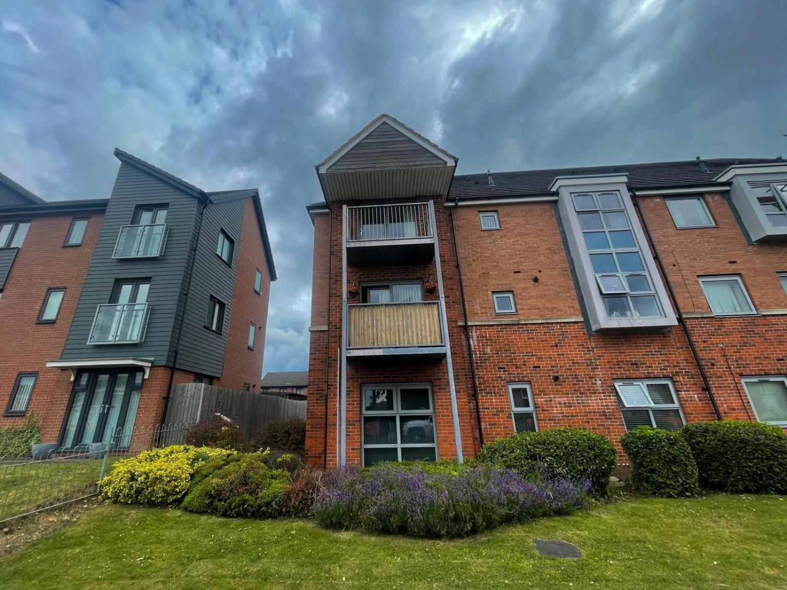 Keepers Terrace - Elephant Apartment Marston Green